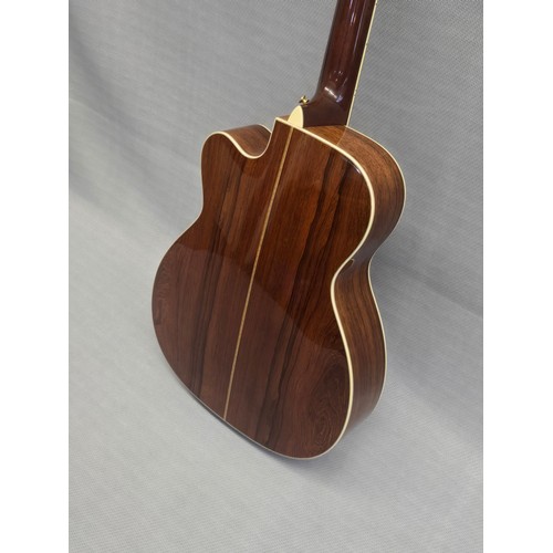 5282 - 1 x MC12-41 Martin Richie Sambora Signature Sunburst #15 of 200, Twelve String with a Fishman Ellips... 