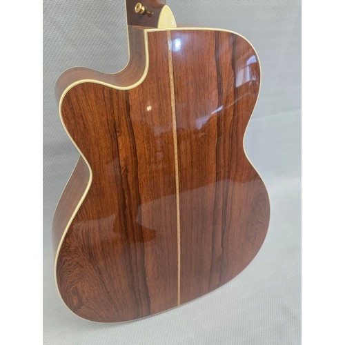 5282 - 1 x MC12-41 Martin Richie Sambora Signature Sunburst #15 of 200, Twelve String with a Fishman Ellips... 