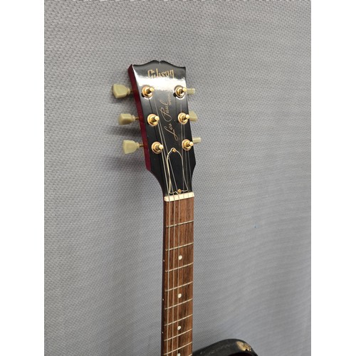 5284 - 1 x Gibson Les Paul Special Guitar SN: 02204337 This guitar is accompanied by its black hard case wi... 