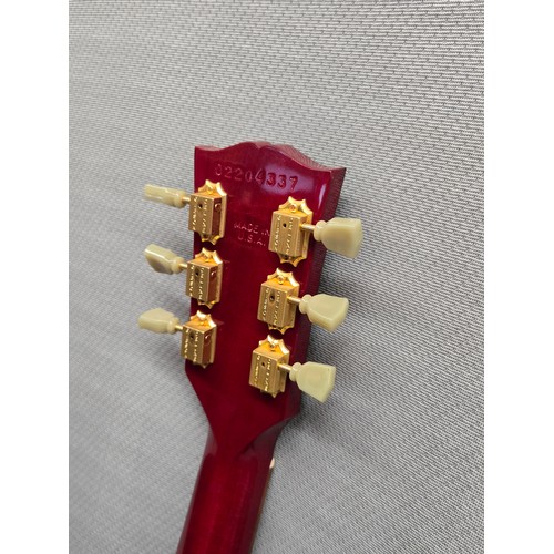 5284 - 1 x Gibson Les Paul Special Guitar SN: 02204337 This guitar is accompanied by its black hard case wi... 