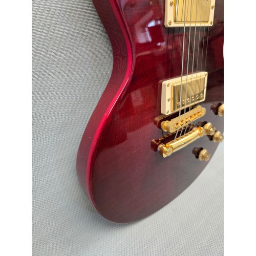 5284 - 1 x Gibson Les Paul Special Guitar SN: 02204337 This guitar is accompanied by its black hard case wi... 