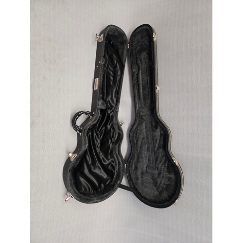 5284 - 1 x Gibson Les Paul Special Guitar SN: 02204337 This guitar is accompanied by its black hard case wi... 