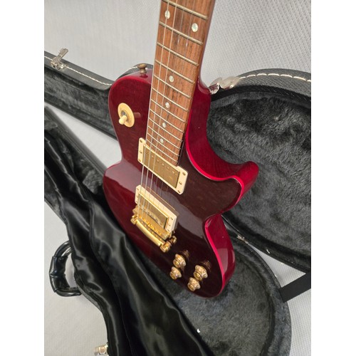 5284 - 1 x Gibson Les Paul Special Guitar SN: 02204337 This guitar is accompanied by its black hard case wi... 