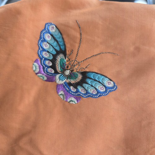 5101 - A Chinese woman's informal lined apricot / orange silk type butterfly robe / Kimono, length approx 1... 