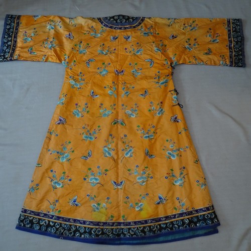 5101 - A Chinese woman's informal lined apricot / orange silk type butterfly robe / Kimono, length approx 1... 