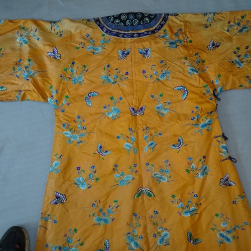5101 - A Chinese woman's informal lined apricot / orange silk type butterfly robe / Kimono, length approx 1... 
