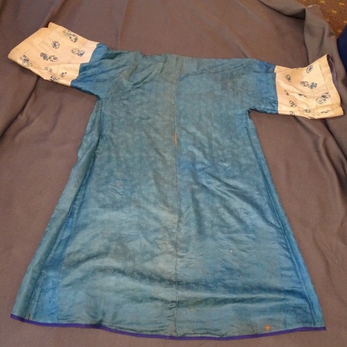 5101 - A Chinese woman's informal lined apricot / orange silk type butterfly robe / Kimono, length approx 1... 