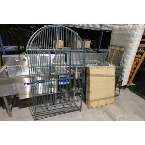 Lot 2001A     