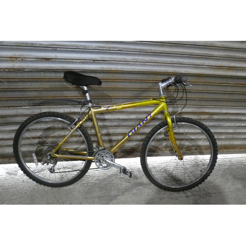 Lot 2056      