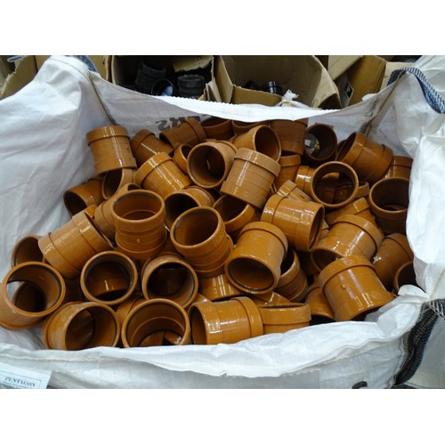 Vat. A quantity of Aquaflow 110mm terracotta double socket straight ...