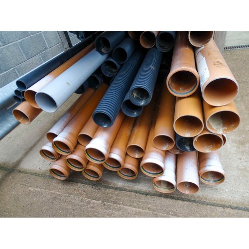 Vat. A quantity of various 110mm underground pipe and various other ...