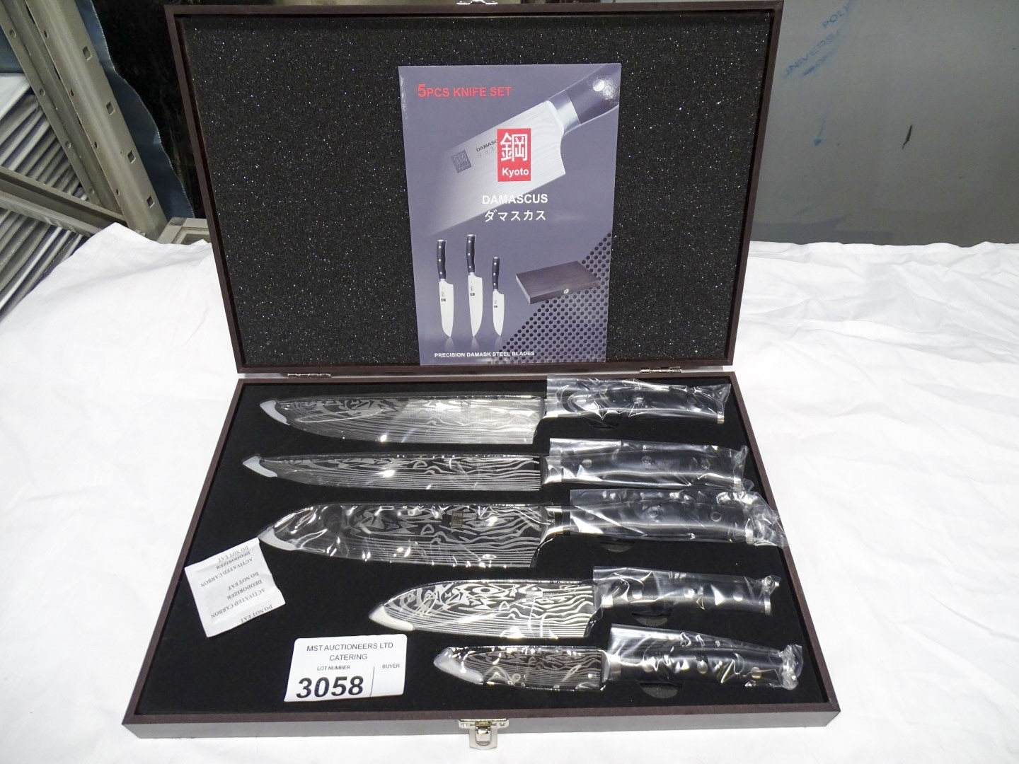 VAT A 5 piece chef knife set in a wooden presentation box by Kyoto type ...