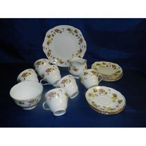 52 - 6 pce 'Duchess' tea set floral pattern