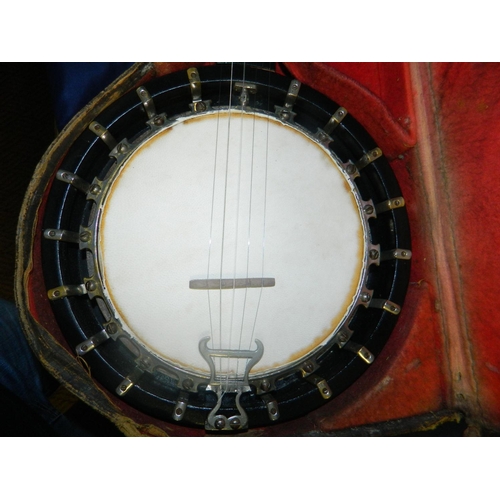 77 - Cased 'Zither Banjo' c1910/20s