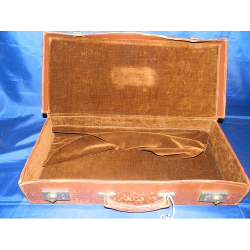 81 - Masons leather case with key