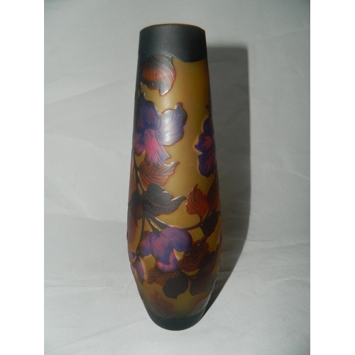 31 - 2 Galle glass style vases