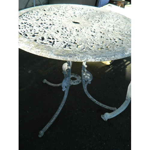 146 - Wrought iron style garden table shabby-chic style and 2 chairs