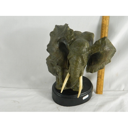 20 - Bronze style statue of 2 Elephants on circular base