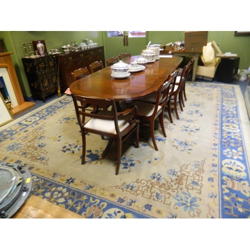 38 - Large Chinese style rug [14ft x 10ft ]