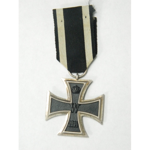 106 - WWI black iron cross stamped 1914