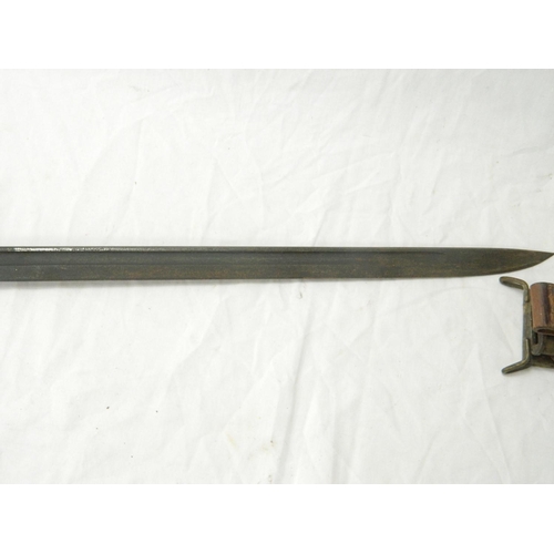 112 - USA M1917 sword bayonet having fullered blade with ricasso stamped US 1913 7 17 (July 1917) and wood... 