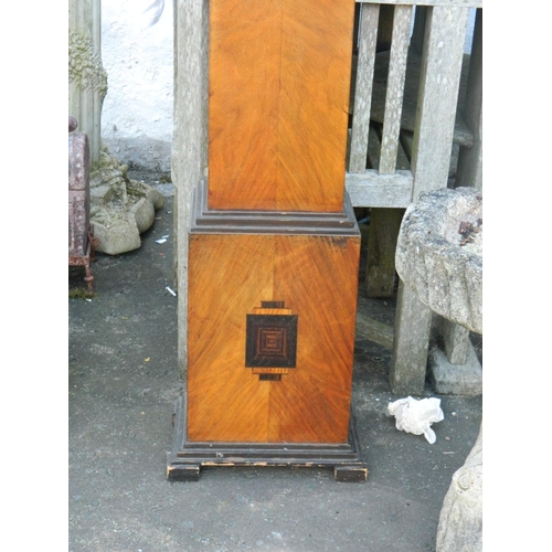 436 - Granddaughter oak cased clock