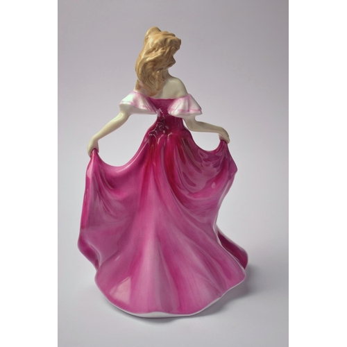 1015 - Royal Doulton 'Emma' HN3714 year 1997 approx 22cm high
Condition: In good order, no visible repairs ... 