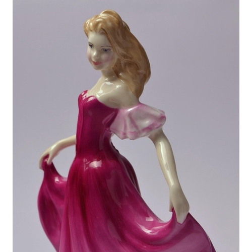 1015 - Royal Doulton 'Emma' HN3714 year 1997 approx 22cm high
Condition: In good order, no visible repairs ... 