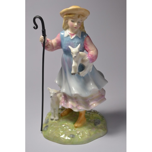 1033 - Royal Doulton 'The Shepardess' HN2420 year 1991 figurine approx 21cm high limited edition 142/12500.... 