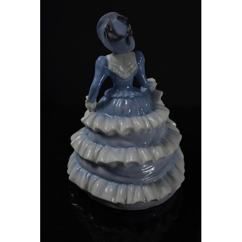 1041 - Royal Doulton 'Hannah' HN3655 year 1990 figurine approx 21cm high. Updated with 1995 colourway 
Cond... 