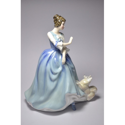 1057 - Royal Doulton 'Lorraine' HN3118 1981 figurine approx 20cm tall. 
Condition: In good order, no visibl... 