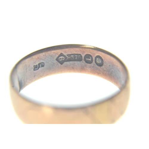 108 - 9ct gold wedding band and another both stamped 375. Gross weight: 4.5g