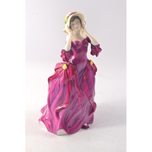 1088 - Royal Doulton 'Autumn' HN4272 / CW487 limited edition (87/2000) figurine approx 22cm part of 'Millen... 