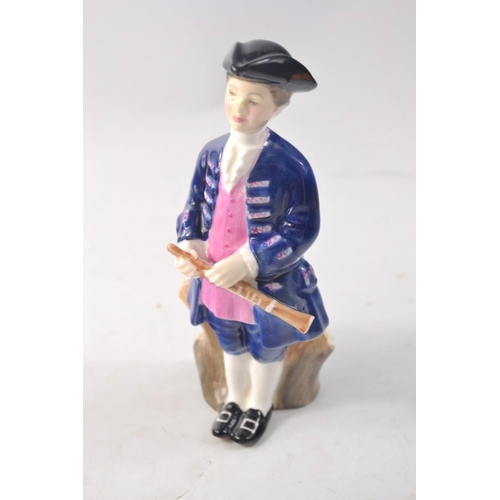 1112 - Royal Doulton 'Boy from Williamsburg' HN2183 1966 figurine approx 15cm tall
Condition: In good order... 