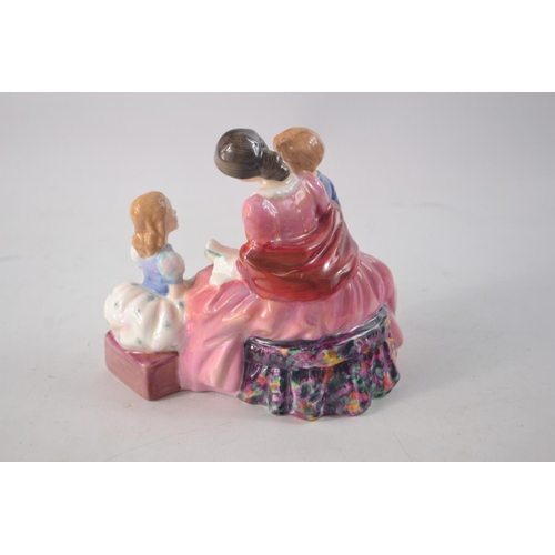 1116 - Royal Doulton 'The Bedtime Story' HN2059 1949 figurine approx 13cm 
Condition: In good order, no vis... 