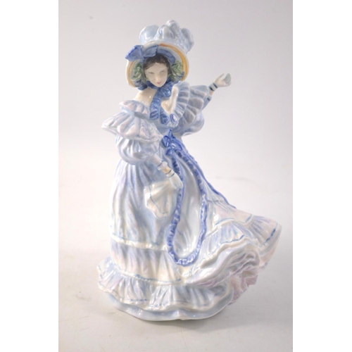 1128 - Royal Doulton 'Forget-me-nots' HN3700 1994 approx 23cm tall
Condition: In good order, no visible rep... 