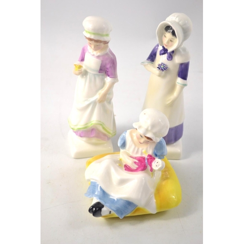 1137 - Three Kate Greenaway collection figures to include 'Anna' HN2802 approx 15cm, 'Beth' HN2870 approx 1... 