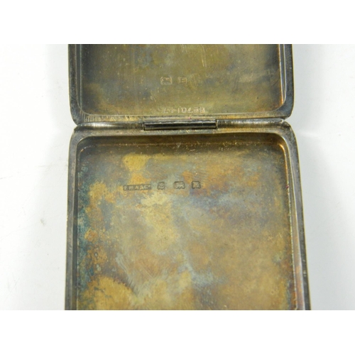 167 - Birmingham 1929 engine turned calling card case. Weighs 33g and measures 6cm long, 4.5cm wide.
Sligh... 