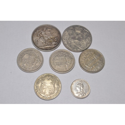 174 - Selection of coins to include four Crowns (three Elizabeth II and George VI), Victorian 1887 full Cr... 