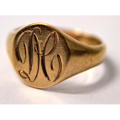 10 - 9ct gents signet ring size O, and a 9ct lozenge shaped dress ring size P 9g gross weight