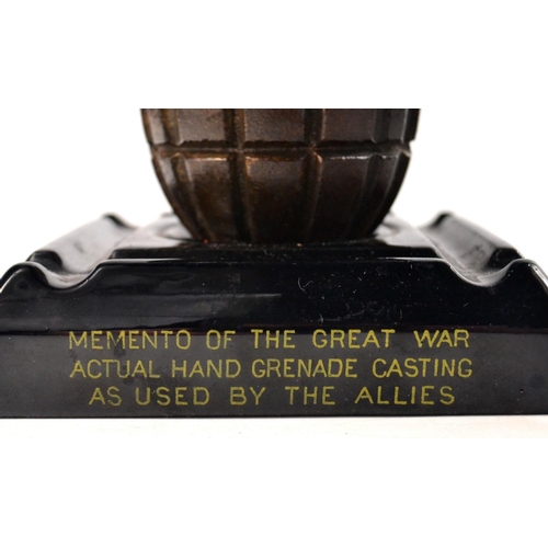 118 - A Memento mounted ink well grenade of The Great War as used by the Allies Reg No 651542 1915 12cm H ... 