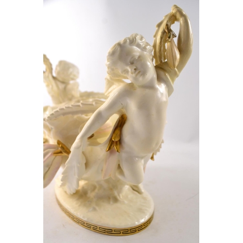 154 - A pair of AMAZING Austrian twin romantic cherub porcelaine jardiniere bowls. VERY DECORATIVE!