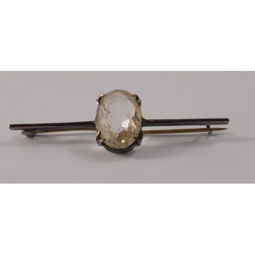 17 - SCOTTISH INTEREST brooch set with a large clear stone from the river CARRON. Base metal