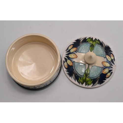 192 - Moorcroft trial piece small circular pin dish with lid 10 cm diameter