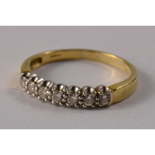 32 - 18ct yellow gold 7 diamond set ring size S