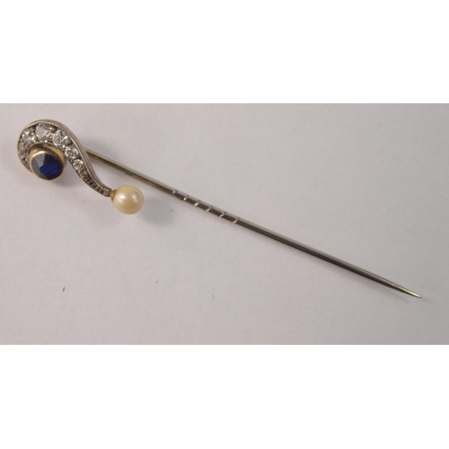 52 - 18ct yellow gold Art Deco diamond, sapphire and pearl stick pin in shape of question mark with prese... 