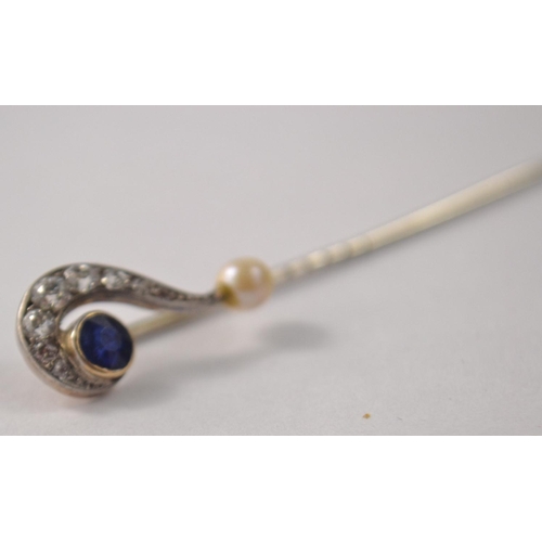 42 - 18ct yellow gold Art Deco diamond, sapphire and pearl stick pin in shape of question mark with prese... 