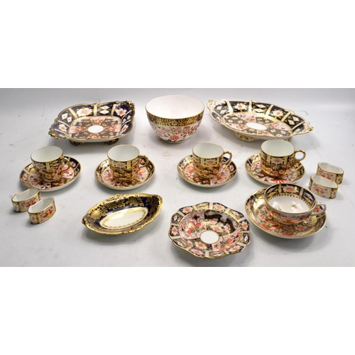 153 - Collection of various ceramics including Royal Crown Derby napkin rings, tea cups and saucers, bowls... 