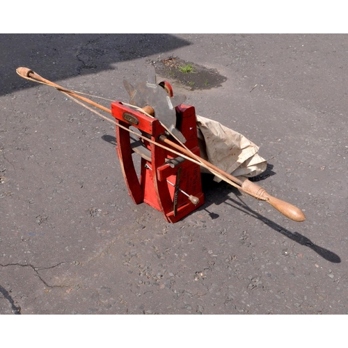 256 - Late Victorian seed fiddle, 'The Aero' all in working order 50cm Length