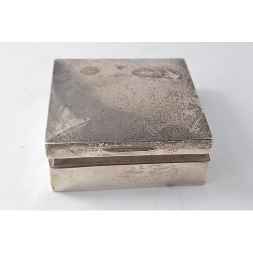 78 - Birmingham hallmarked 1927 silver cigarette box with wooden lined interior gross weight 180g